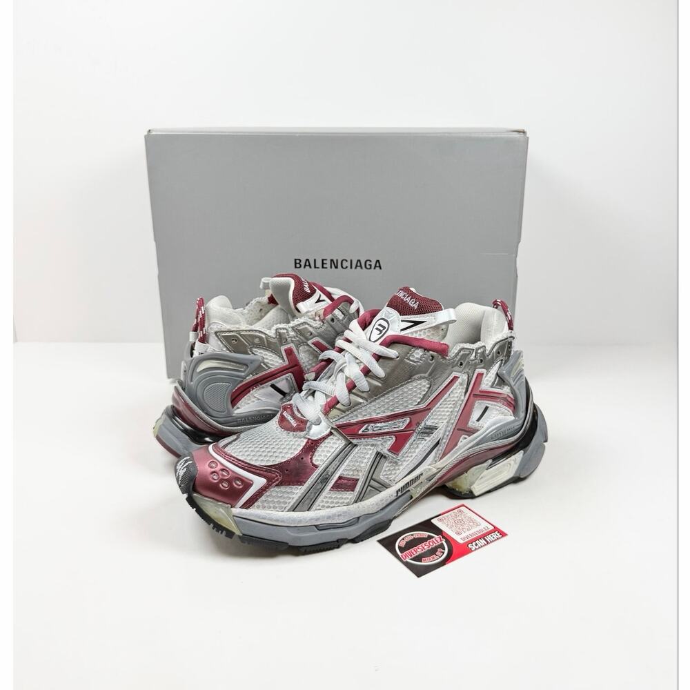 Size 44EU/11US - Balenciaga Runner Burgundy